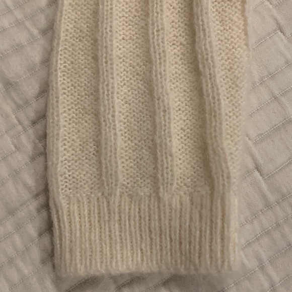 RE ISSUE Women’s Wool and Alpaca Long Sleeve Quiet Luxury Sweater SZ XS Cream - Picture 3 of 13